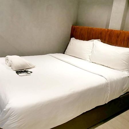 Narawad Boutique Hotel Bangkok Exterior photo
